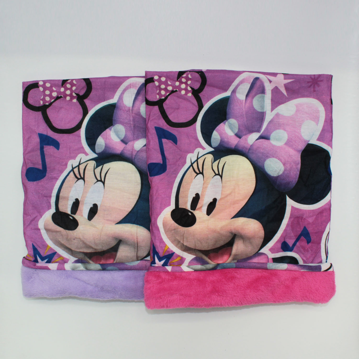 Braga de cuello Minnie Mouse para niña.