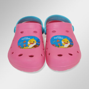 crocs infantiles baby shark para niña