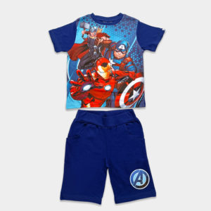 Conjunto de verano Avengers para niño.
