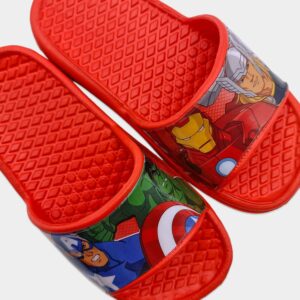 Chanclas de verano Vengadores para niño.