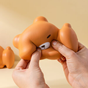 Squishy Osito Perezoso – Juguete Antiestrés de la Colección Estrellas Perezosas 10cms  iiGEN